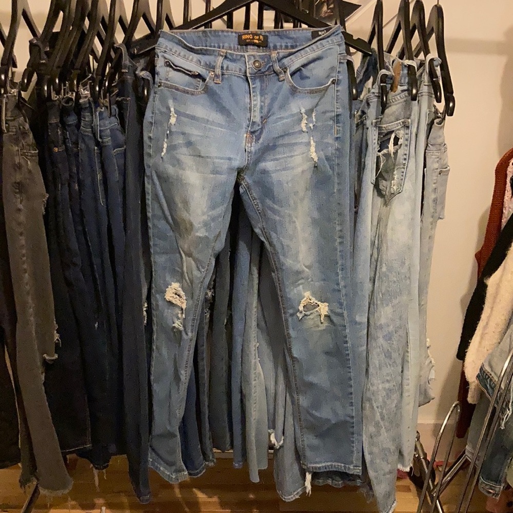 Ring of fire distressed jeans size 32